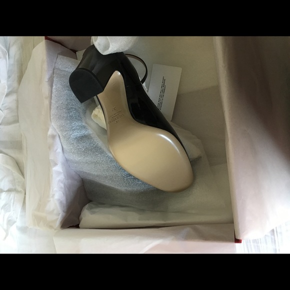 Valentino Garavani Tan-go Tango leather pump - Picture 5 of 7